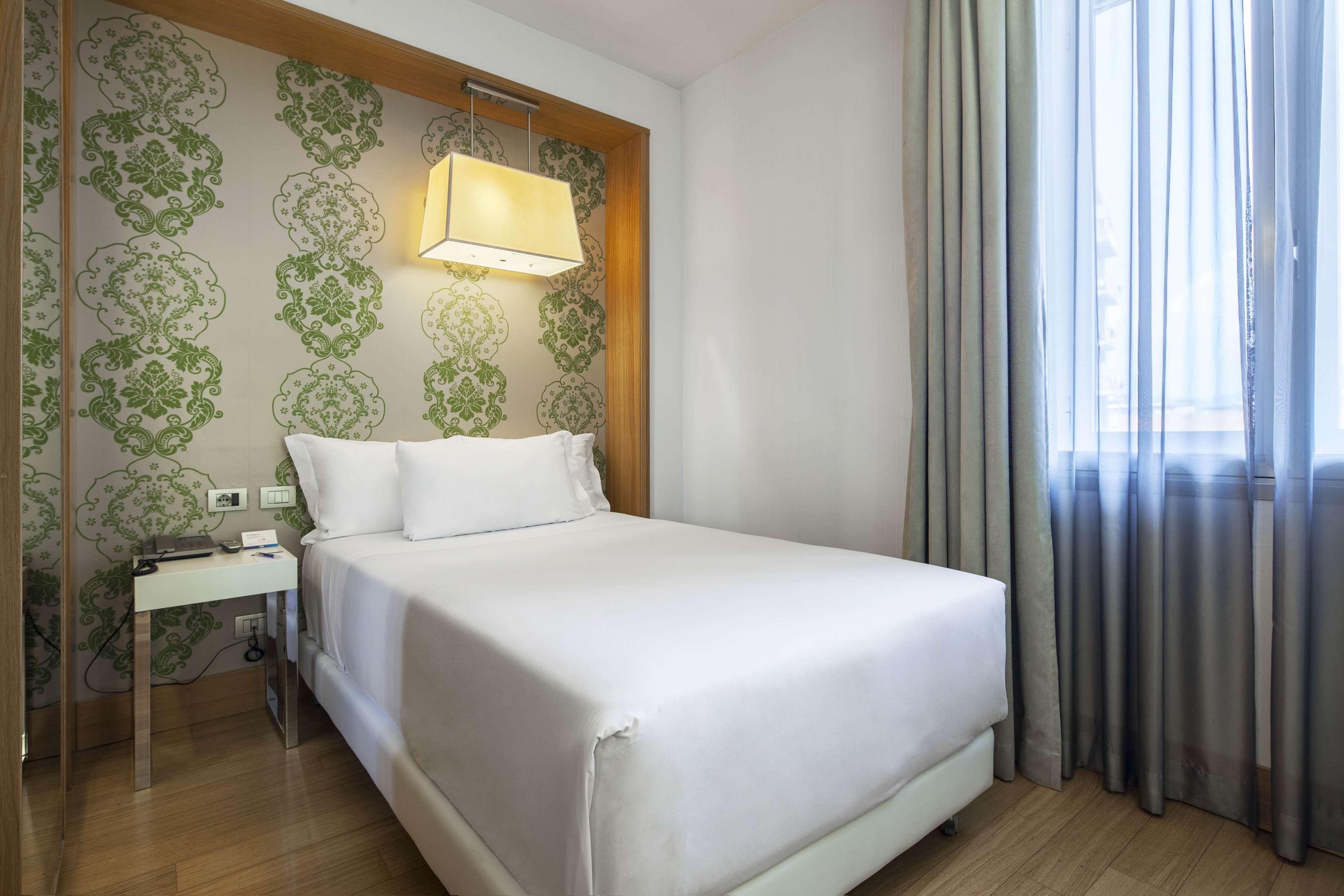 เอ็นเอช ปิซ่า Hotel ปิซา ภายนอก รูปภาพ